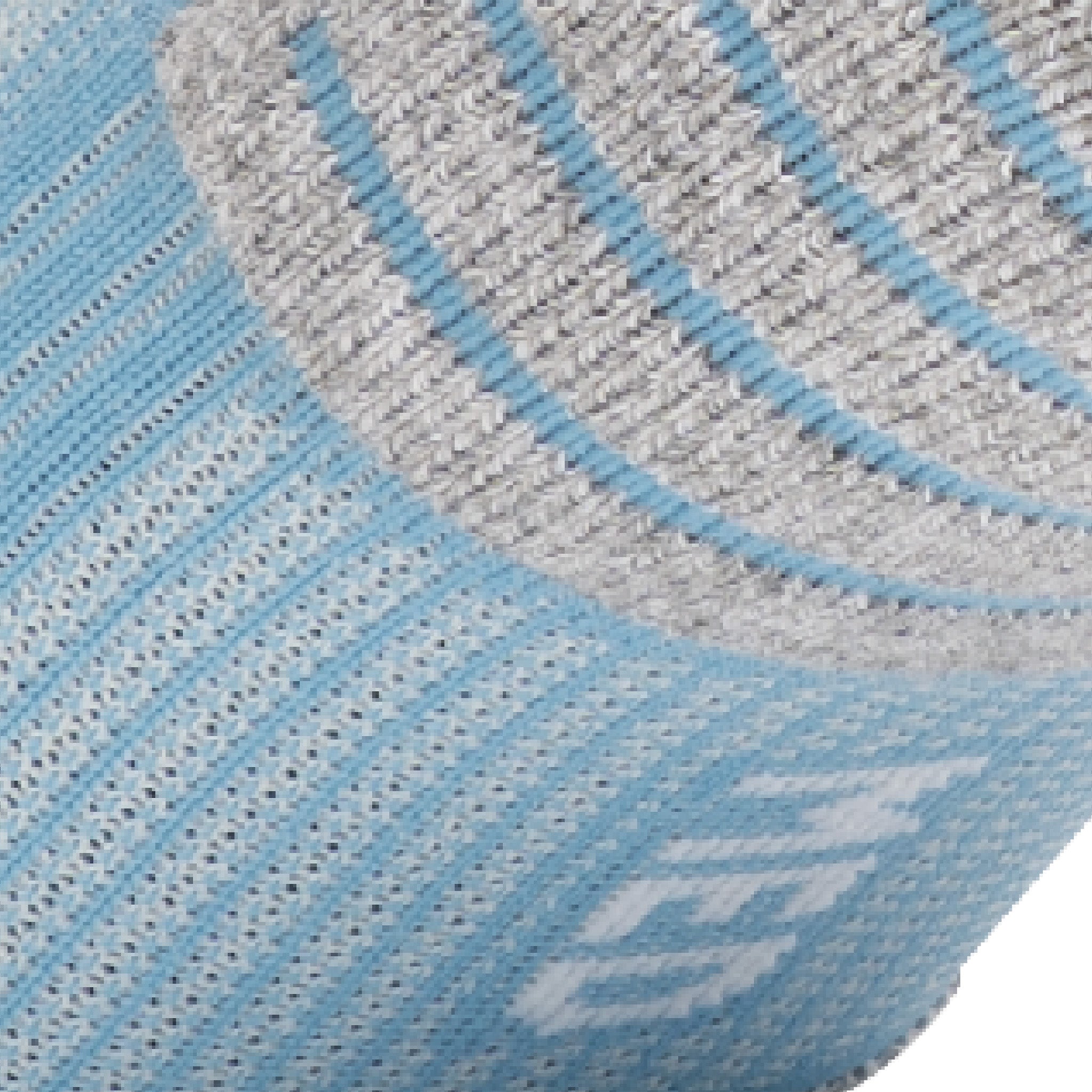 Close up view of elastic arch of Lightfeet Performance Soft Blue Half Crew Sock