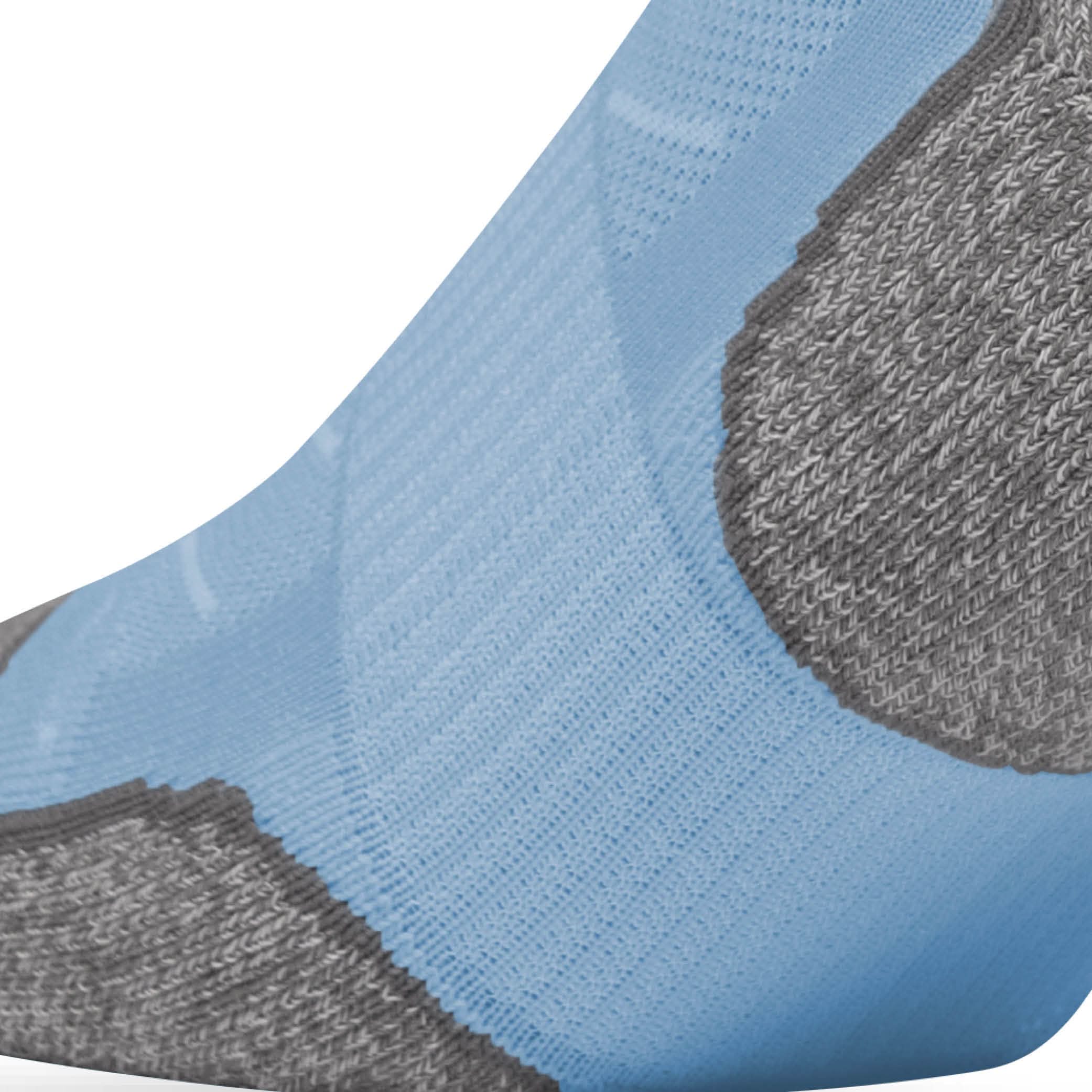 Close up view of elastic arch of Lightfeet Evolution Sky Blue Mini Crew Performance Running Sock 