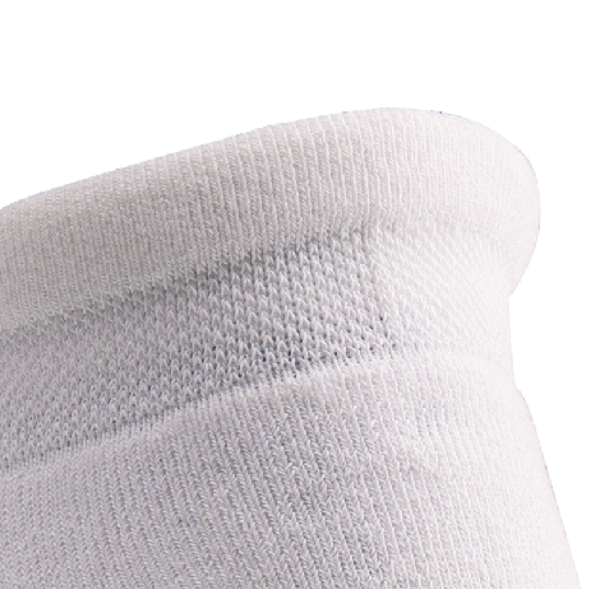 Close up view of comfort heel padding of Lightfeet Comfort White Ankle Socks 