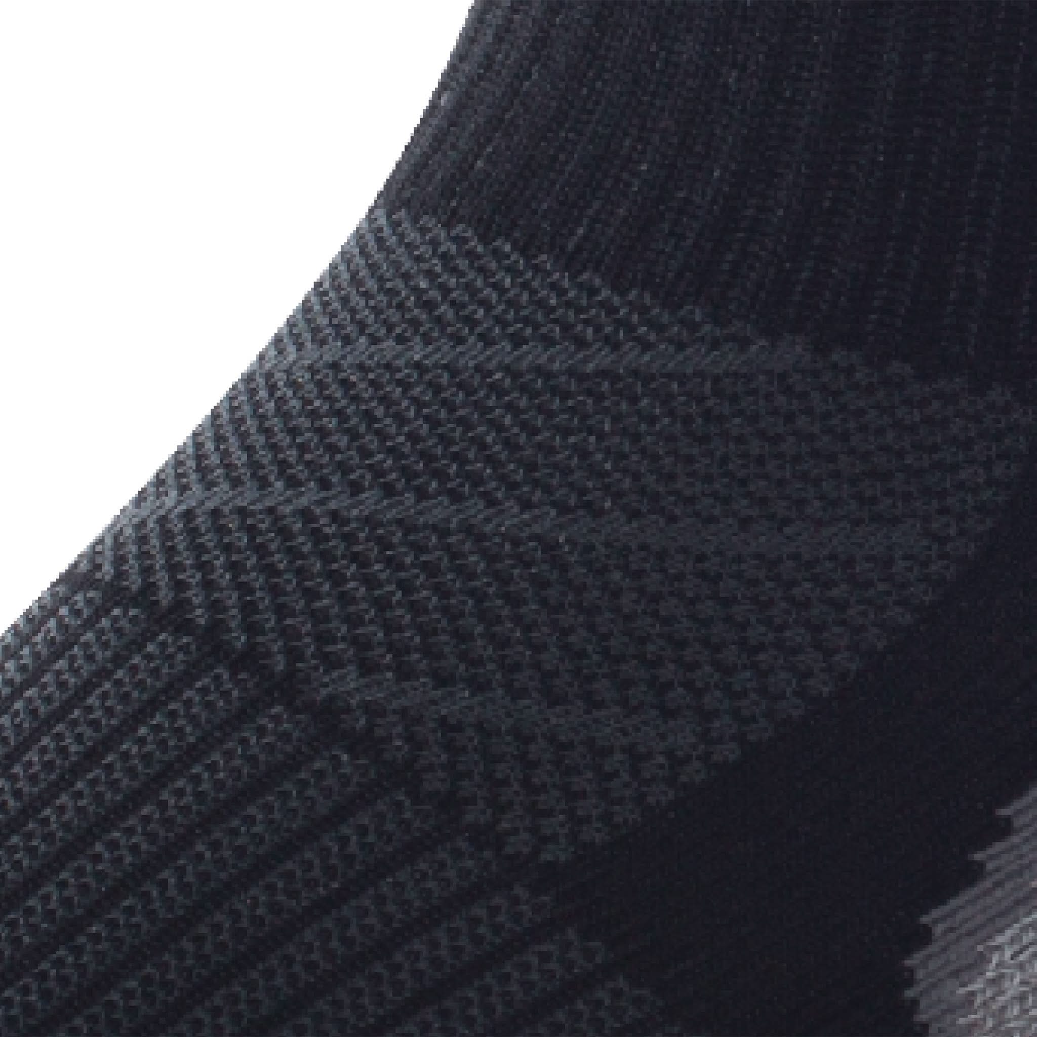 Close up view of mesh on Lightfeet Evolution Black Crew Performance Running Sock 