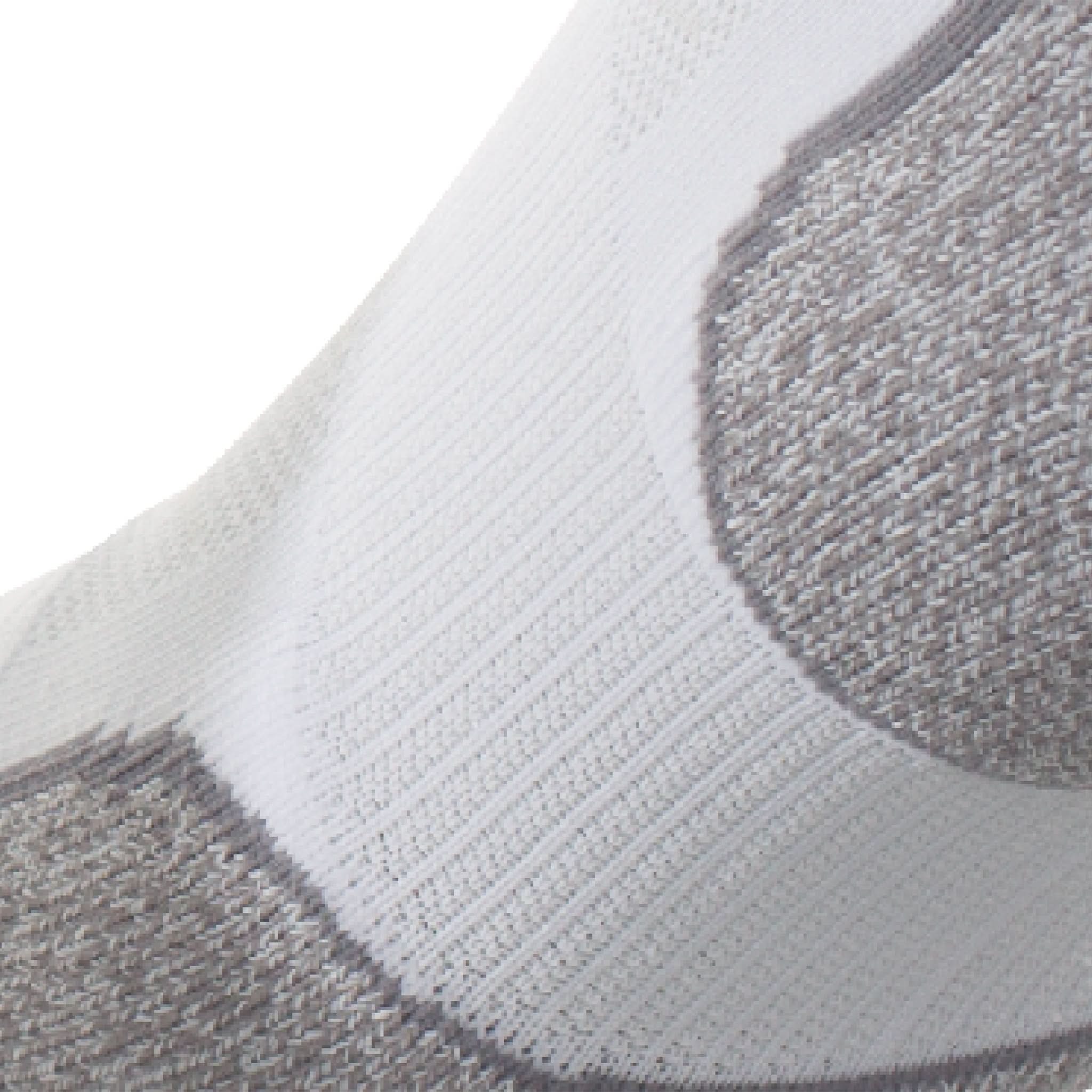 Close up view of elastic arch of Lightfeet Evolution White Half Crew Performance Running Sock 