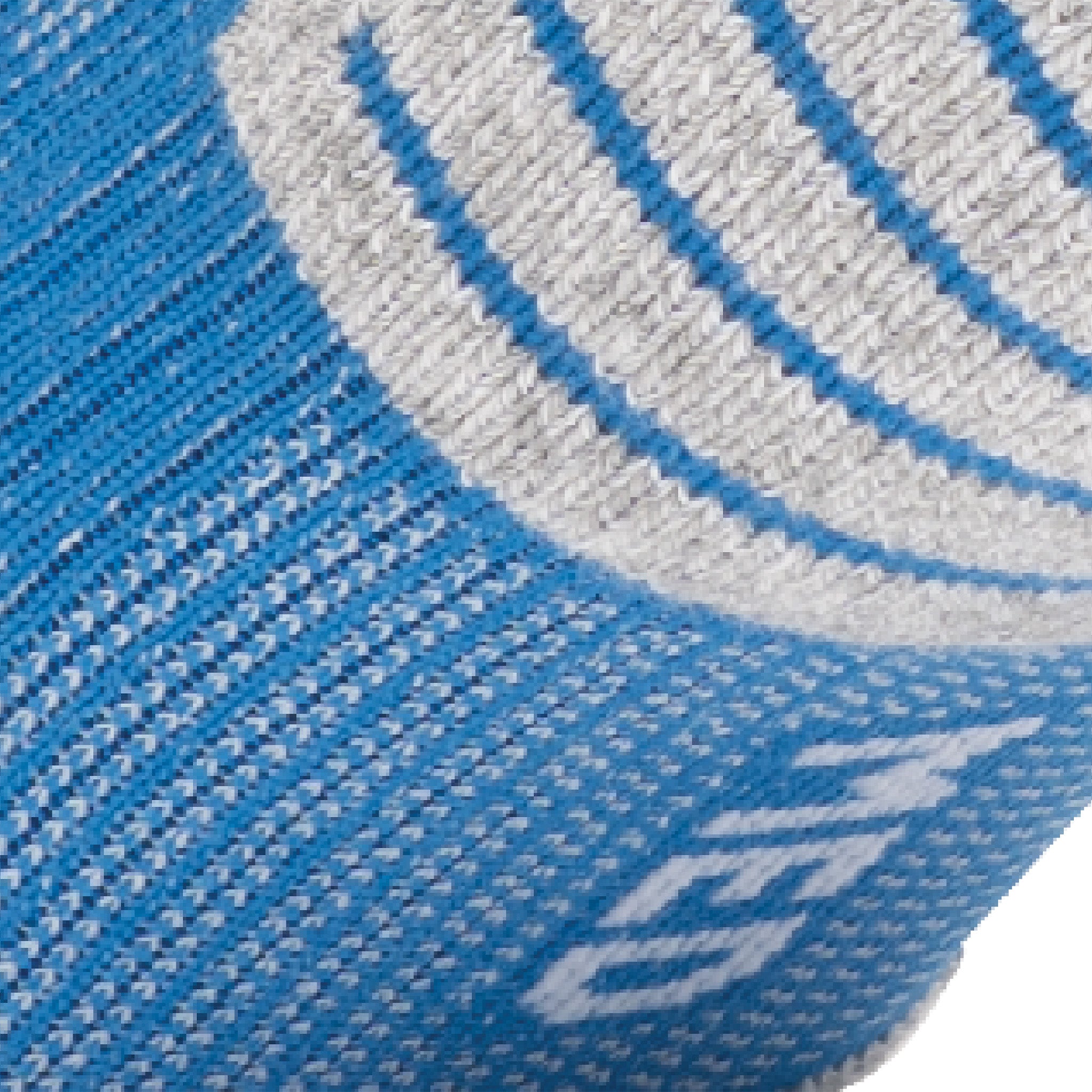 Close up view of elastic arch of Lightfeet Performance Blue Half Crew Sock 