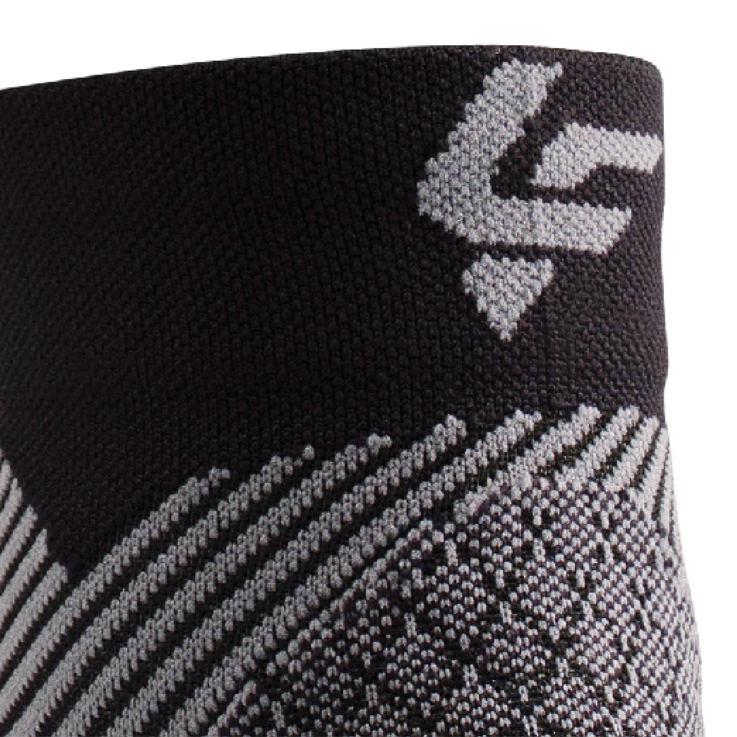Close up view of cuff of Lightfeet Plantar Fasciitis Black Quarter Socks 